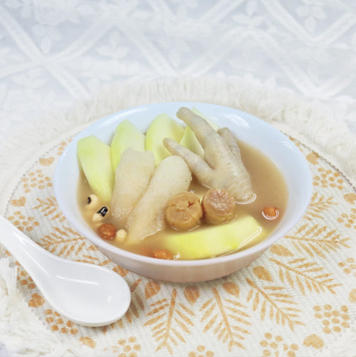 Bamboo Fungus, Papaya, Chicken Feet and Fish Soup